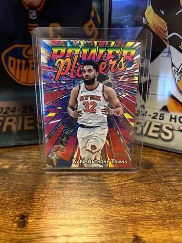 2025-26 TOPPS BASKETBALL KARL-ANTHONY TOWNS SANDGLITTER POWER PLAYERS #PP-4