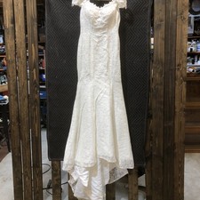 Wedding Gown/Dress with Beads Lace  Sequins "No Size on Dress" See Measurements