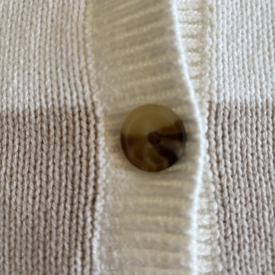 HOLLISTER - Woollen waistcoat With 3 Buttons - BRAND NEW WITH TAG - Size Medium - Image 3 of 4