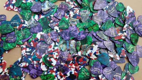50 Lot of Fender Guitar Picks Premium Classic Celluloid Thin Medium Heavy Gauge