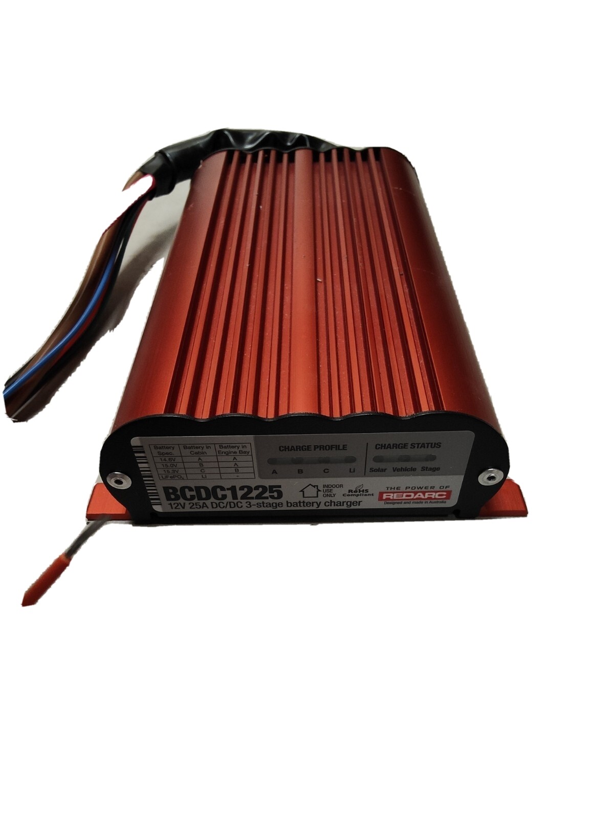 REDARC BCDC 1225 MPPT booster DC-DC avec profil de charge lithium intégré