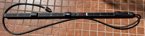 RARITAN Rack Power Distribution Unit PDU PX2-2702U