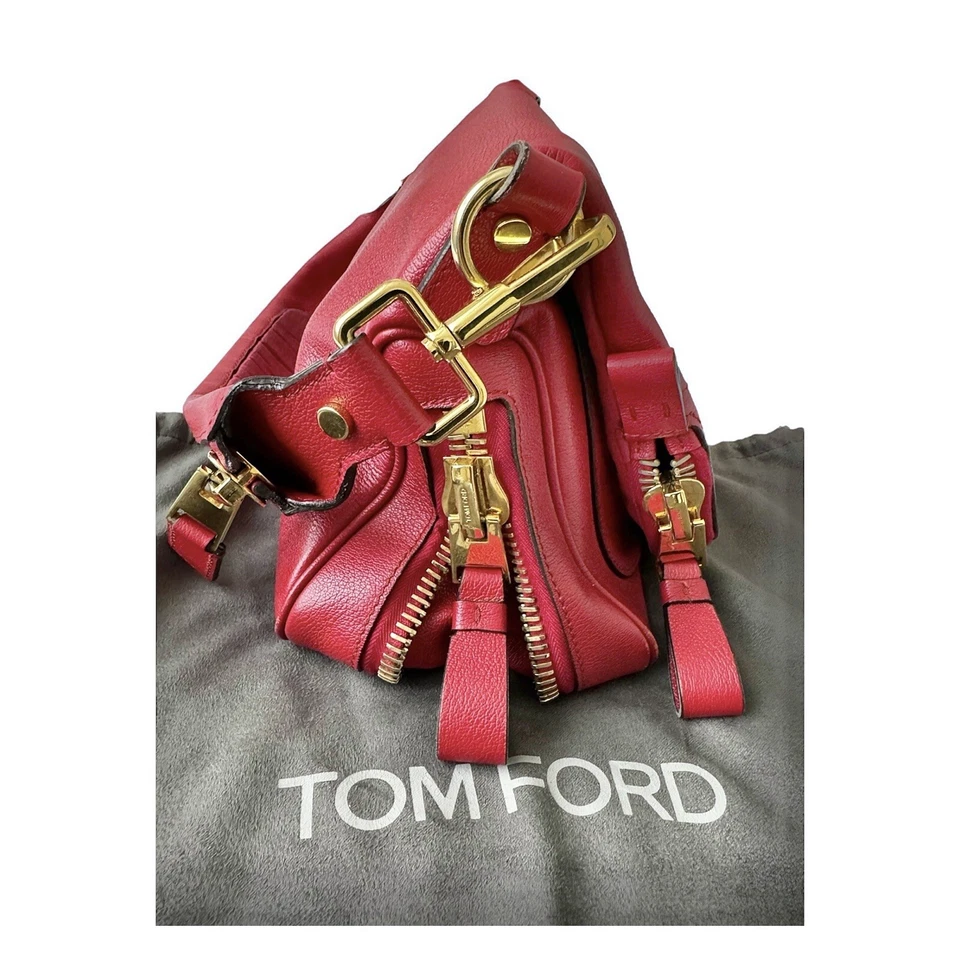 Autêntica Bolsa de Ombro Tom Ford "Jennifer" Couro Vermelho - Lançamento 2012 - Imagem 2 de 4