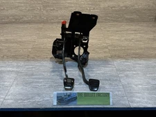 05-09 Mustang Manual Transmission MT Brake Clutch Pedal Assembly Unit Factory OE