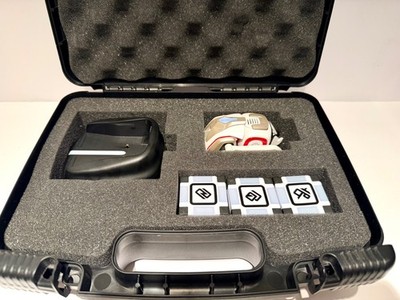 Anki Cozmo Robot Toy With Cubes Case and Charger New 500mah Battery