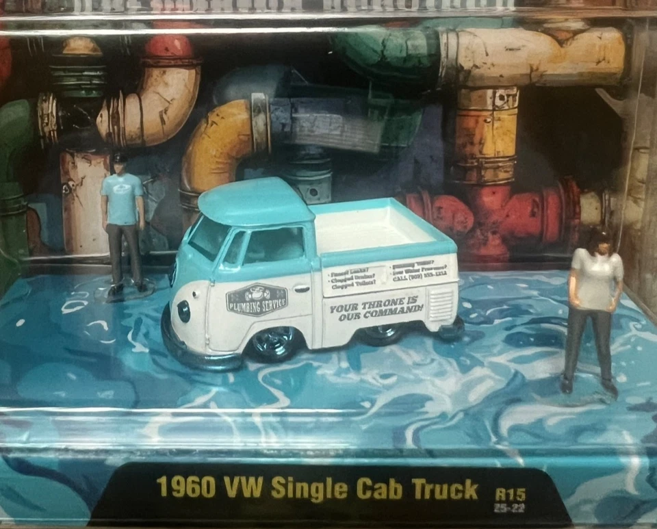 M2 Machines Diorama 1960 VW Single Cab Truck Chase R15 - Image 2 of 4