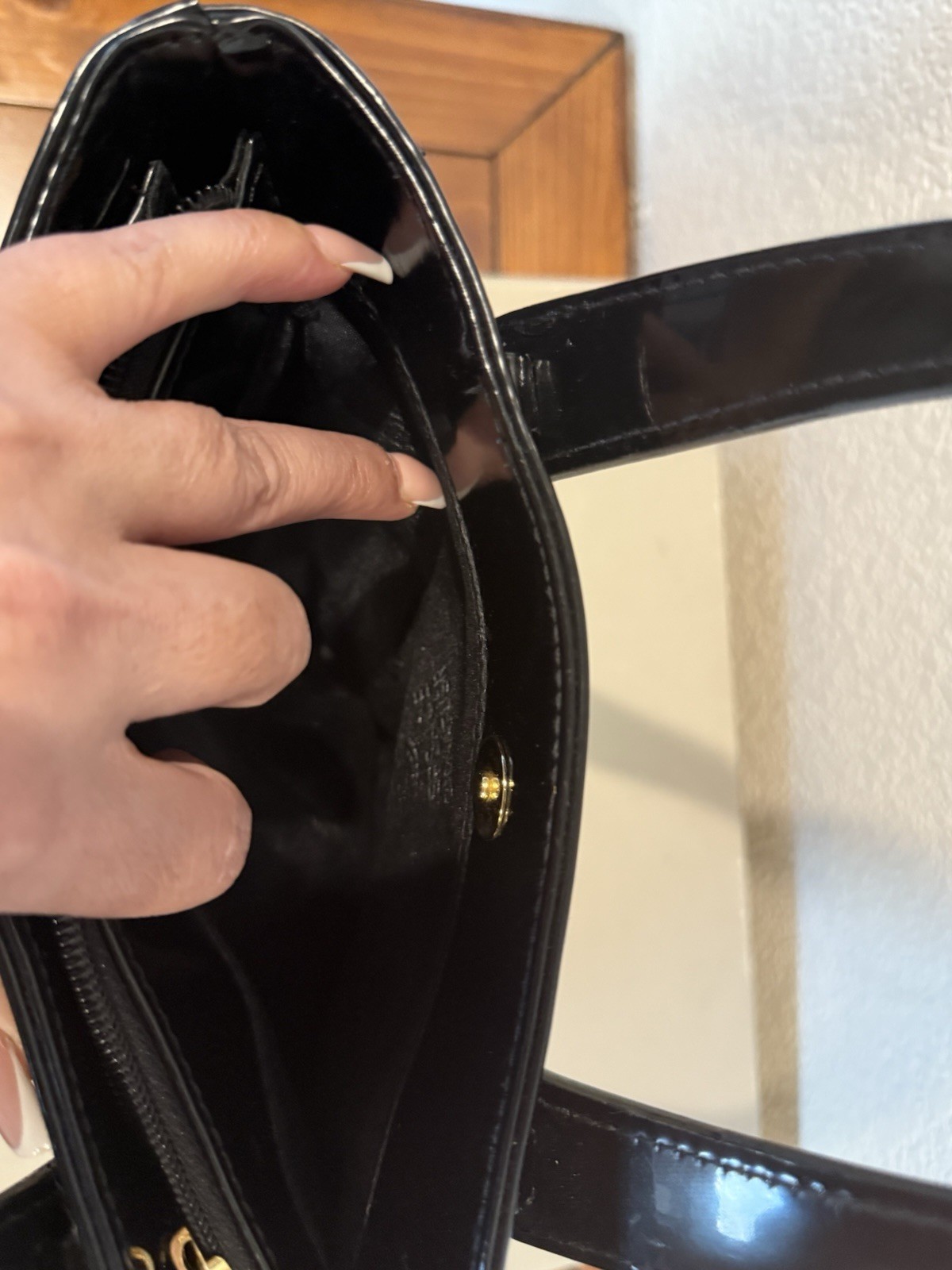 GIANNI VERSACE- Rare Authentic Vintage Black Patent Leather Medusa Logo Handbag image 7