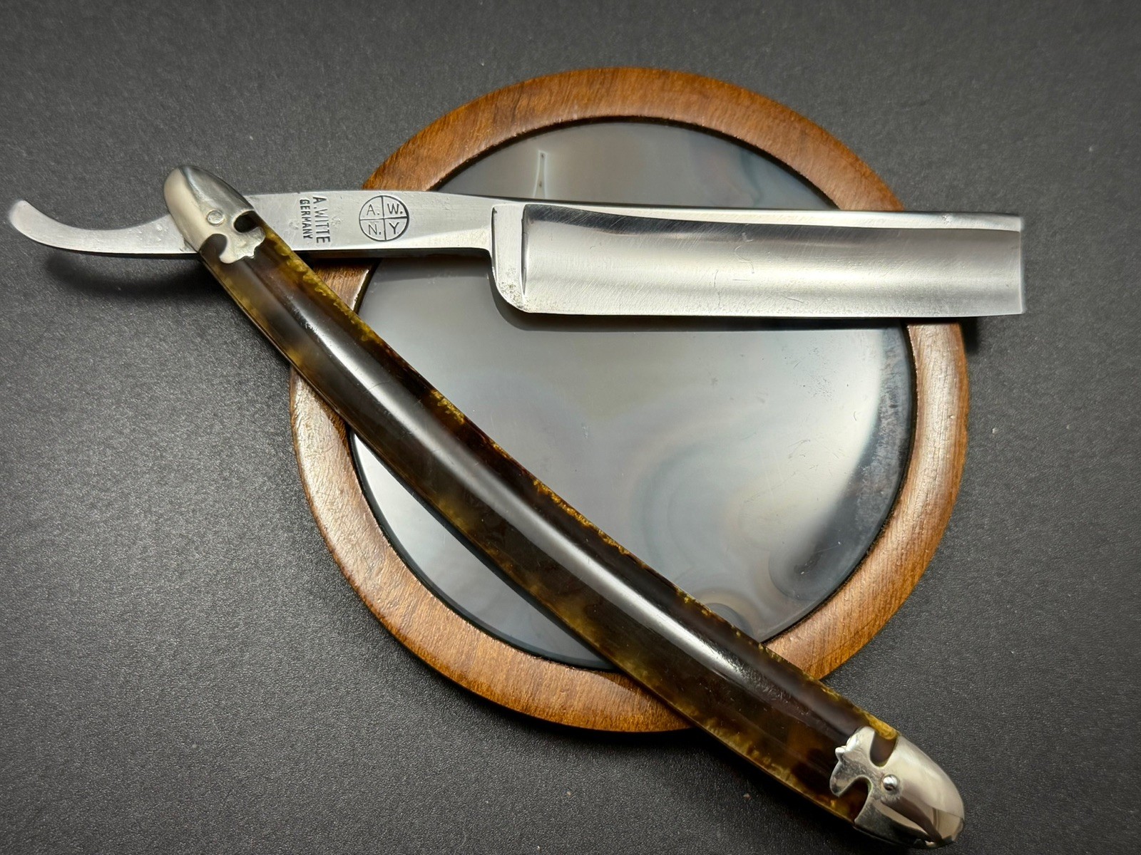 Vintage 5/8” A. Witte Just Right Straight Razor Shave Ready Germany 