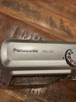 Panasonic LUMIX DMC-LS2 シルバー Panasonic Lumix DMC-LS2 Compact