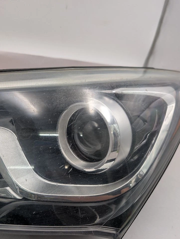 Used Left Headlight Assembly fits: 2017 Hyundai Santa fe US built Sport halogen - Image 3 of 4
