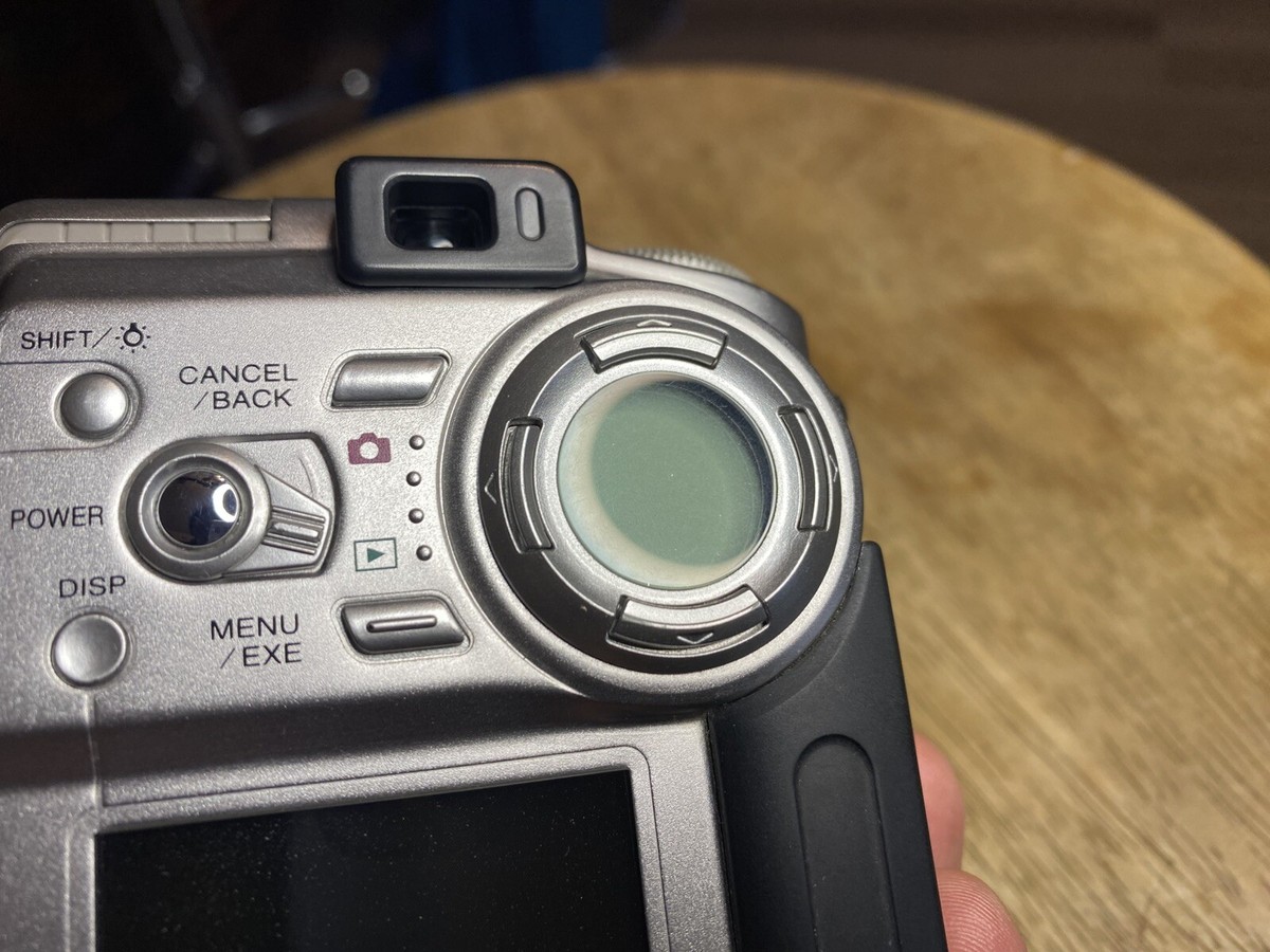 【動作品】【希少美品】FUJIFILM ファインピクス 4700z シルバー 動作品】【希少美品】FUJIFILM ファインピクス 4700z シルバー 富士