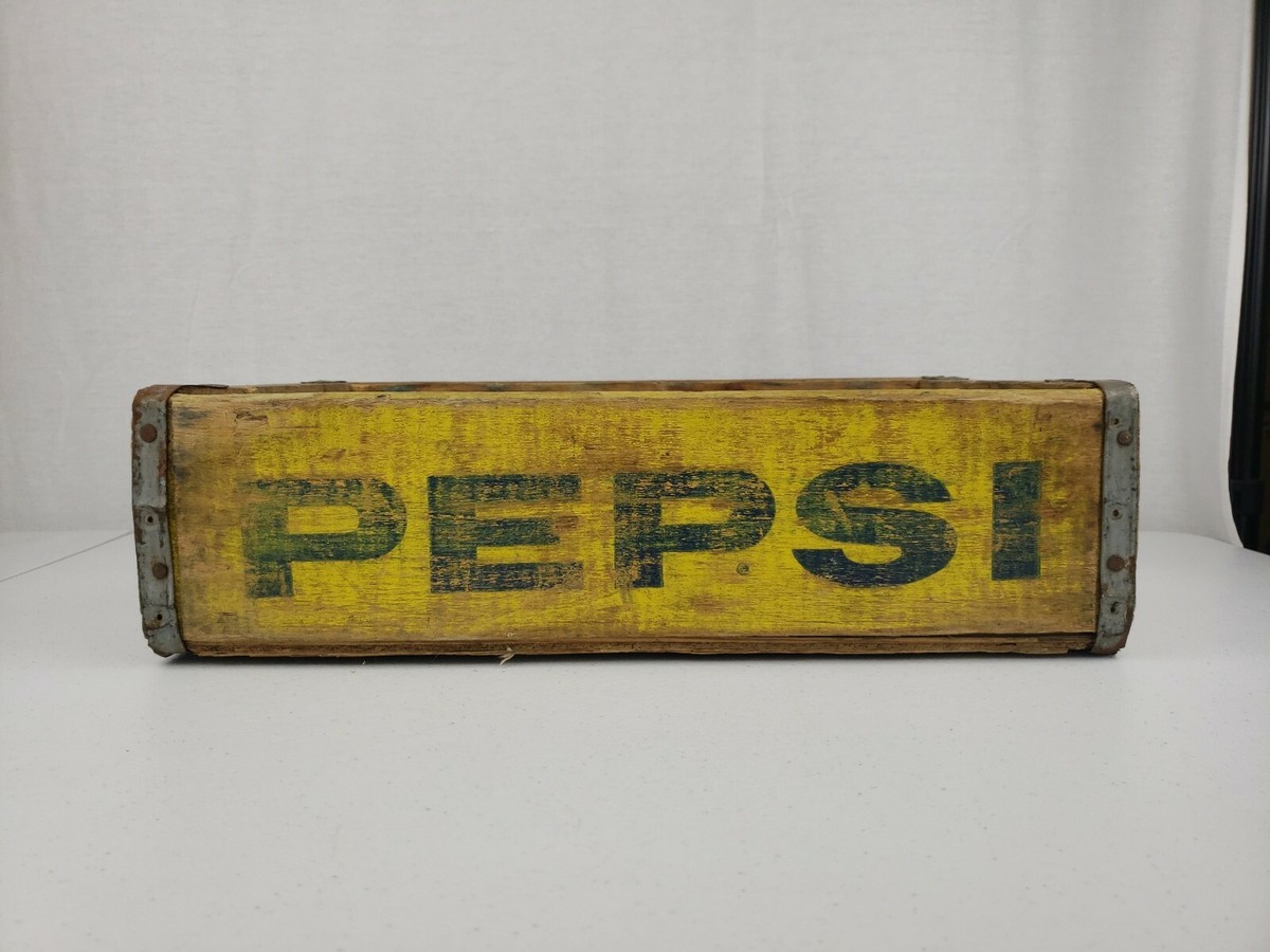 Vtg 1975 STURDY BILT Southern Wooden Box Inc Pepsi Cola 32oz Soda