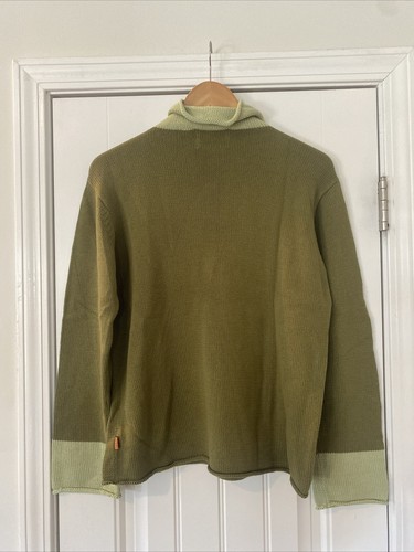 oobe Sweater Top Green Color Block Women’s Size Medium NWT - Picture 2 of 5