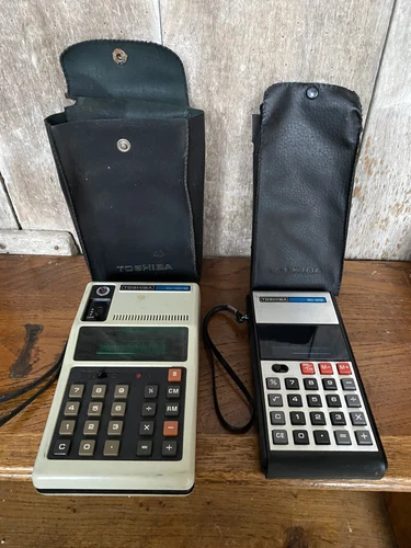 Paire De Calculatrice TOSHIBA BC-08118 + BC-815 + Housses Vintage #B801