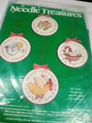 Stitchery Needle Treasures Christmas Ornaments 00814 Set Of 4 Vintage NIP
