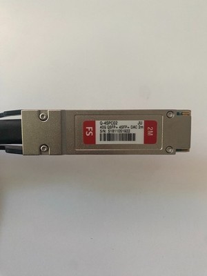40G QSFP+ auf 4x SFP+ DAC Breakout Kabel 2m (Mellanox/Cisco kompatibel, FS)