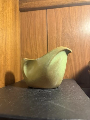 Vintage Frankoma Prairie Green Pouring Bowl