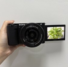 Sony Alpha ZVE10 4K Mirrorless Interchangeable Lens 16-50mm Black