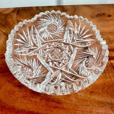 Vintage Heavy Cut Lead Crystal Pinwheel Star Scalloped Rim Hobstar Round Bowl