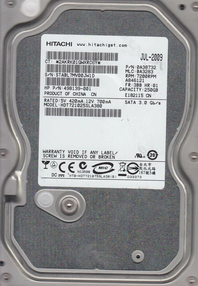 HDT721025SLA380 PN 0A38732 MLC BA3283 Hitachi 250GB SATA 3.5 Hard Drive - Image 2 of 3