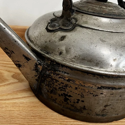 Vintage 10" Diameter Large Metal Aluminum Kettle Wood Handle Primitive Decor - Picture 14 of 14