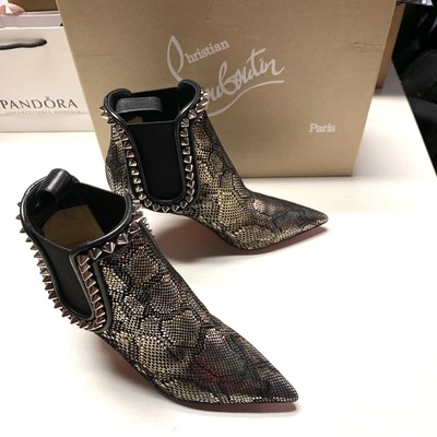 NEW Christian Louboutin \