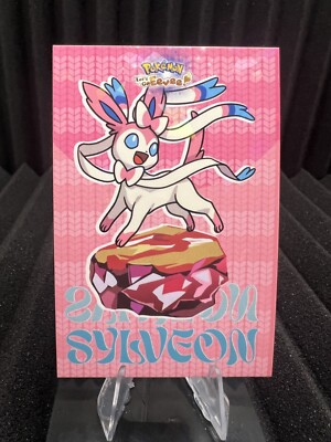 Sylveon - Cracked Ice Holo - Let's Go Eevee Database - Pokemon Card NM