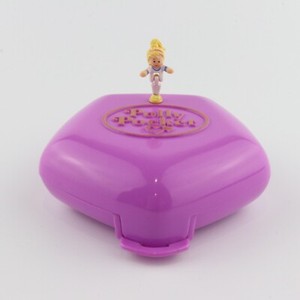 Polly Pocket BlueBird 1994 - Slumber Party Fun / Video Party - COMPLET (Variante Rose)