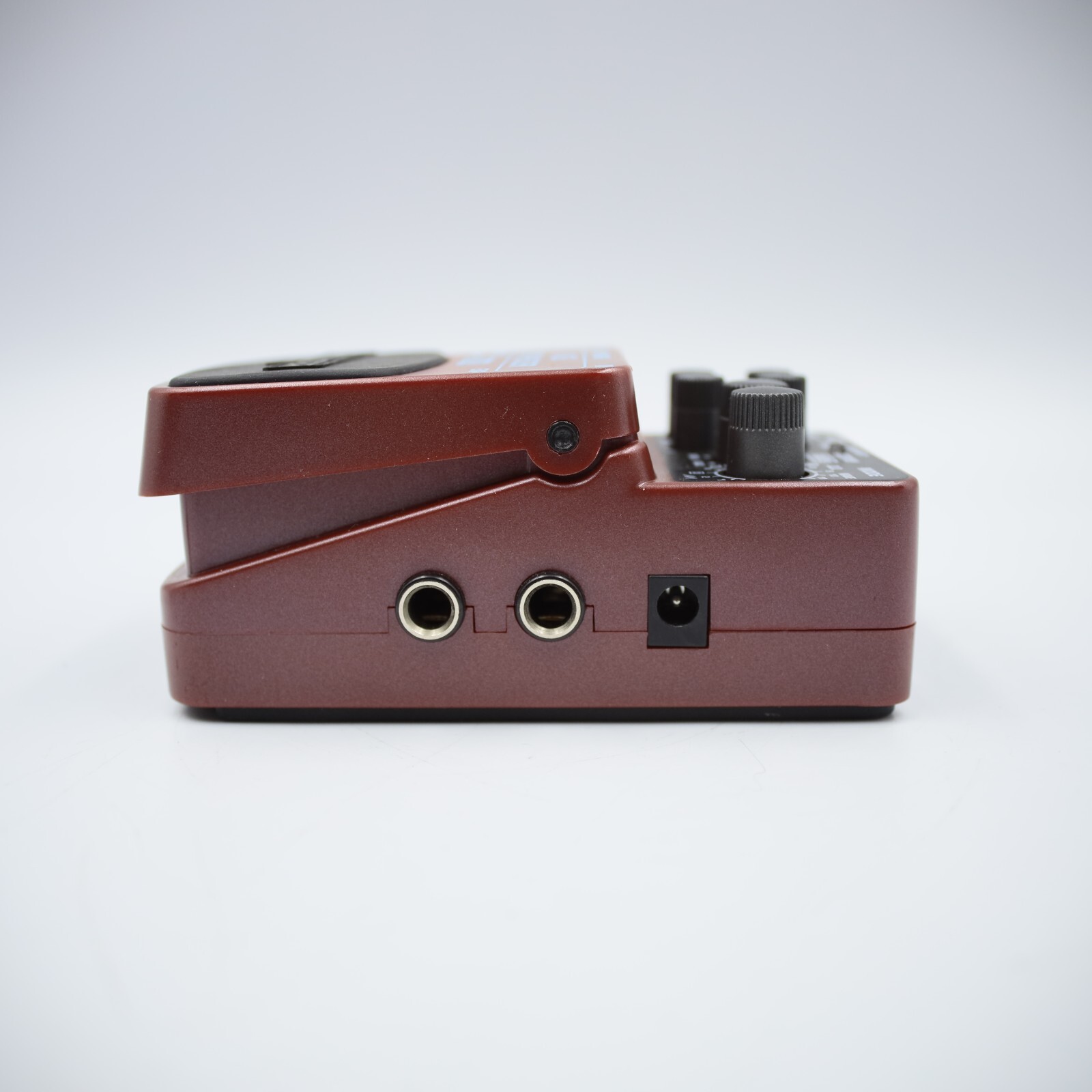 Behringer BSY600 Bass Synthesizer Guitar Effect Pedal S1100085524