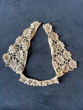 Vintage Hand Crocheted Lace Collar Daisy Pattern Edging