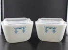 Lot of 2 Vintage PYREX Blue Snowflake Garland 501-B Refrigerator Dish With Lids