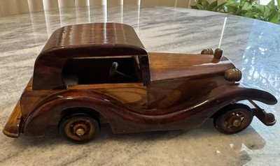 Vintage Heritage Mini Ltd 10  Handcrafted Wooden 1930s Classic Car Model