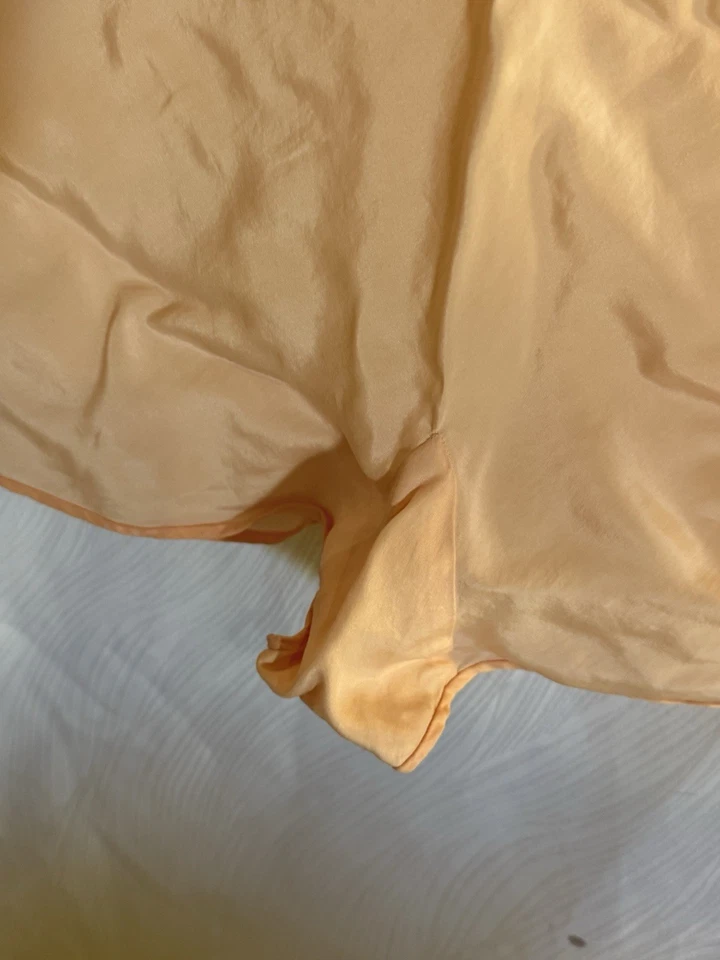 Lencería bordada hecha a mano melocotón peluche seda vintage de los años 20 usada en excelente estado Foto 3 de 4