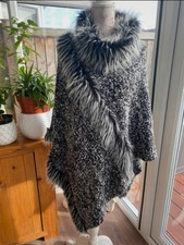 Frank Usher Speckled Fur Trim Poncho One Size