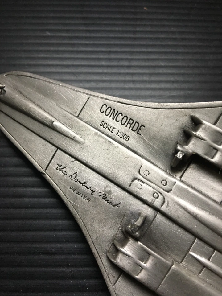 Avión a reacción Danbury Mint Pewter Concorde escala 1:306, tamaño: 7,5" L x 3,5" W Foto 3 de 4