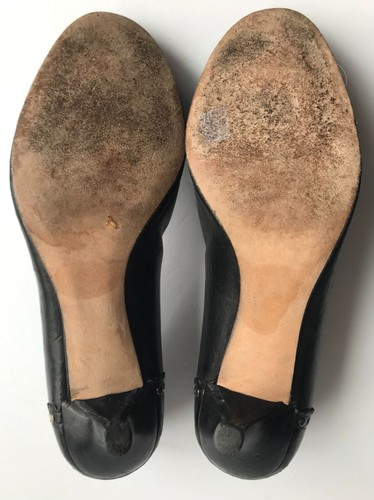 Stuart Weitzman Black Heels Studded W/ Bows, Size 9 (US) - Picture 8 of 12