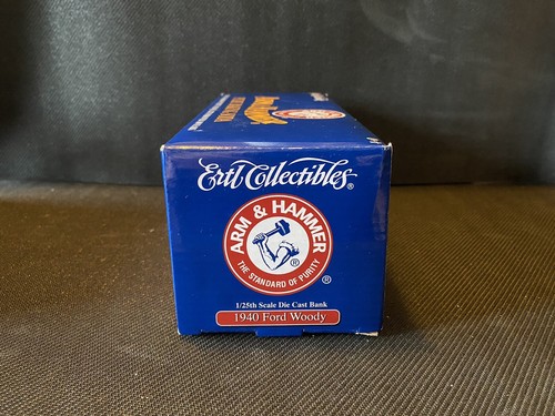 Arm & Hammer Commemorative 1940 Ford Woody Die Cast Vehicle BANK #1 - 第 3/4 張圖片