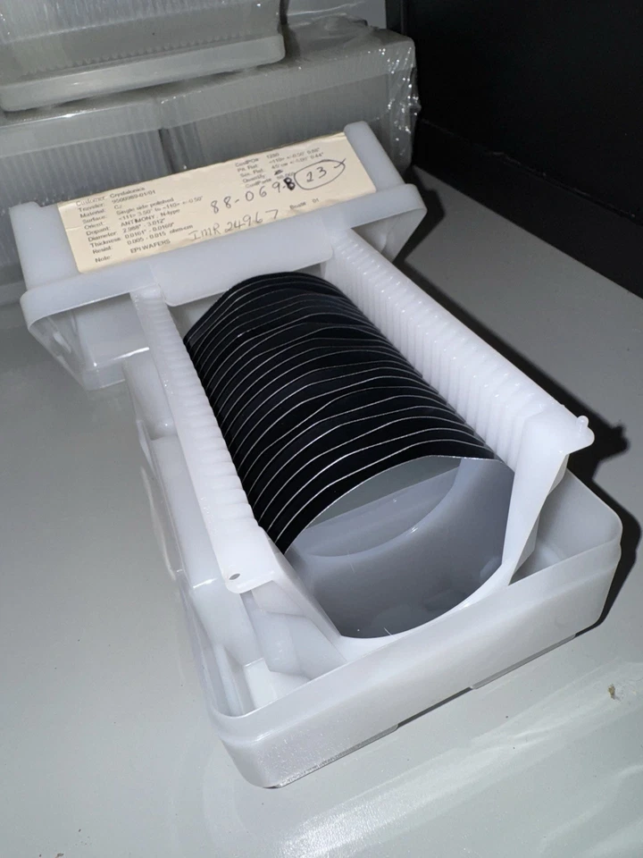 Obleas semiconductoras vintage raras. Variación de especificaciones que se remonta a 88. Foto 4 de 4