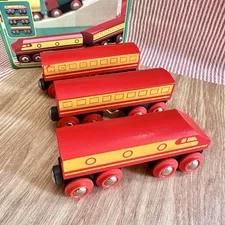 Brio 33513 Vintage Diesel Train & Box | Engine + 2 Cars Wooden 1990s Sweden Red