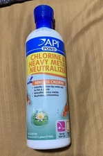 API Pond Chlorine & Heavy Metal Neutralizer 16oz Makes Tap Water Safe for Fish
