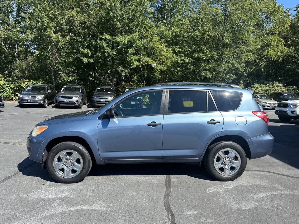 2011 Toyota RAV4 Base 4x4 4dr SUV - Image 4 of 4