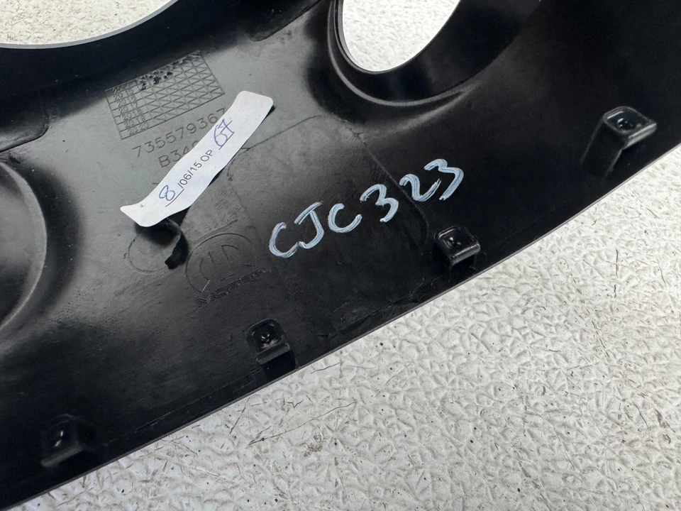 2015-2023 JEEP RENEGADE COLUNA DE DIREÇÃO COBERTURA SUPERIOR E INFERIOR FABRICANTE DE EQUIPAMENTO ORIGINAL 735579367 - Imagem 4 de 4