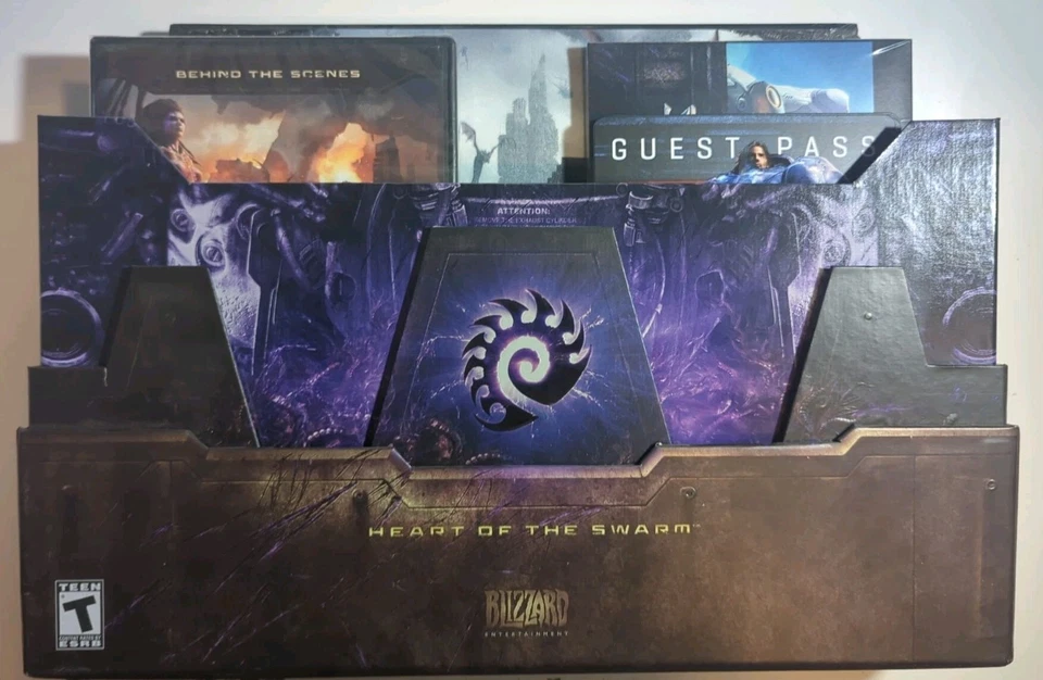 StarCraft 2: Heart Of The Swarm - Collectors Edition - No Game - Items Sealed - Image 2 of 4