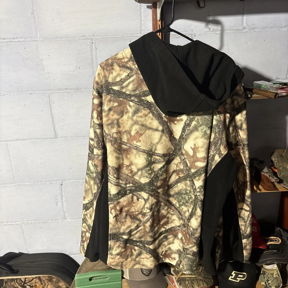 Mathews Solo Cam Jacket Fleece Size Xl Lost Camo - Image 3 of 3