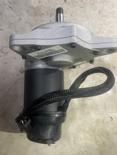 Jazzy Select Single Motor Square Plug For Power Wheelchair 