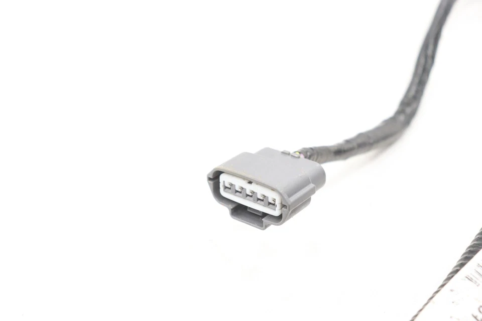 Nissan Armada 2017-2020 marco trasero chasis cableado arnés fabricante de equipos originales 240276GY0B Foto 3 de 4