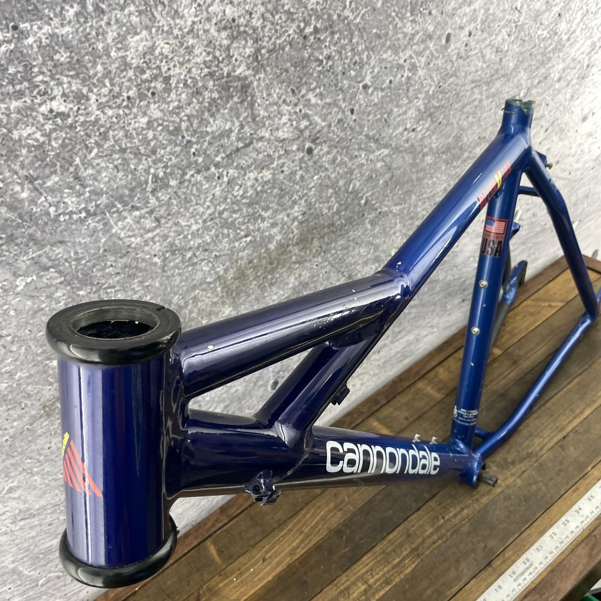 Vintage Cannondale Delta V 700 18 19 Aluminum MTB Frame HeadShok