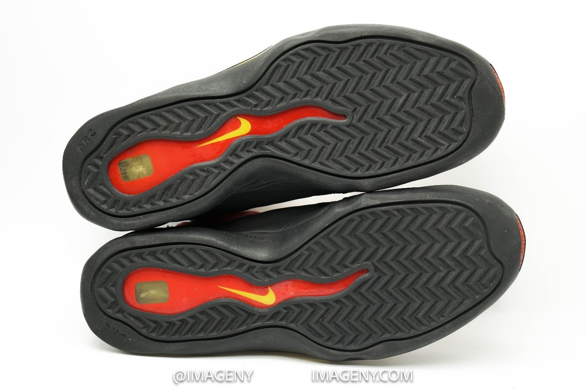 NIKE AIR BAKIN USED SIZE 8 BLACK SILVER VARSITY RED ORANGE BLAZE