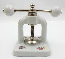 ANTIQUE 1800'S MEISSEN PORCELAIN NUT CRACKER GARLIC PRESS FLORAL DESIGN, GERMANY