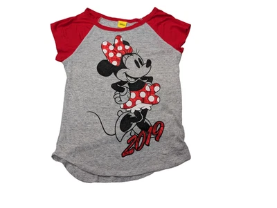 T-Shirt Fille DISNEY Minnie Mouse 2019 Manches Raglan Gris Rouge Taille 7 ans - Photo 1/4